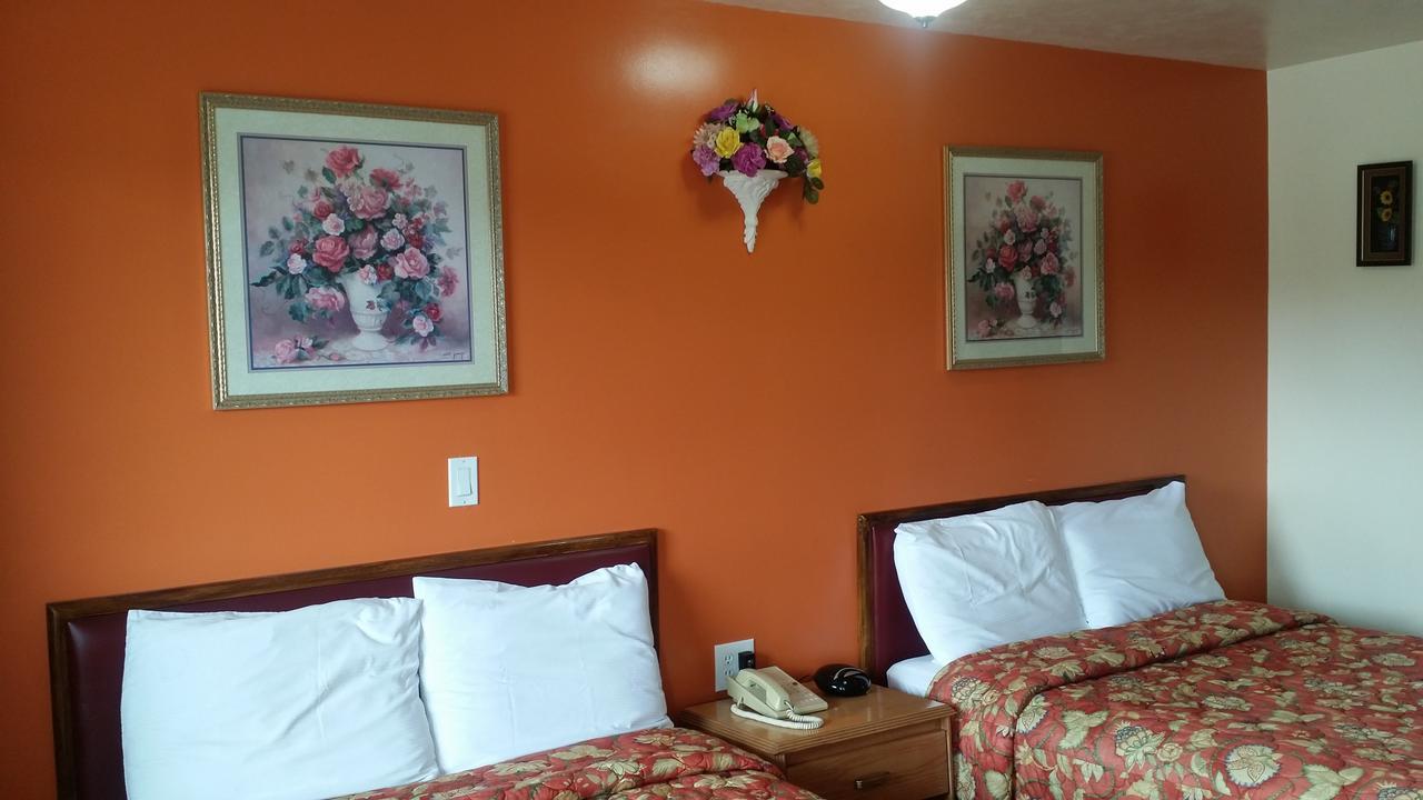 河雾酒店 Sturgeon Falls 外观 照片