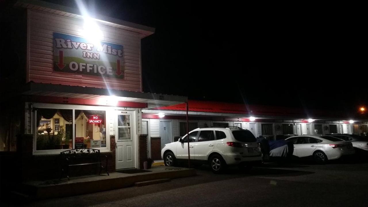 河雾酒店 Sturgeon Falls 外观 照片